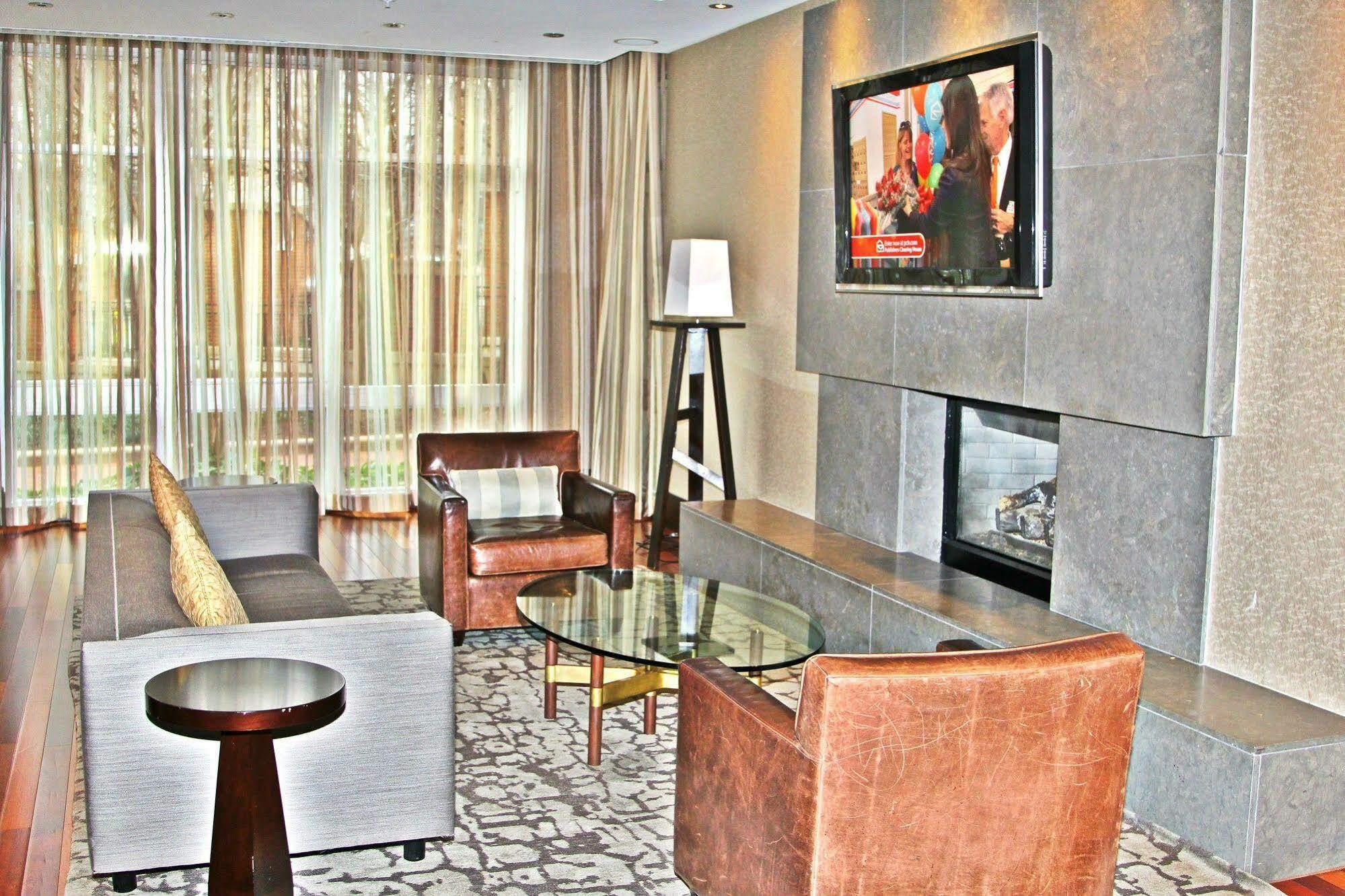 Weichert Suites At Wisconsin Place Chevy Chase Exterior foto